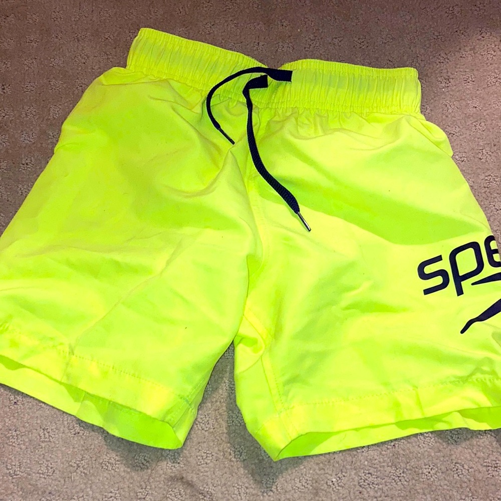 Boys m Speedo swim shorts